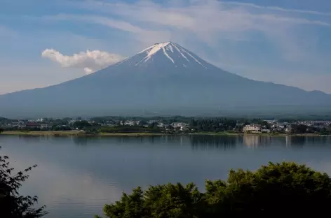 Mont Fuji (3776 m) et lac Kawaguchiko - Japon
