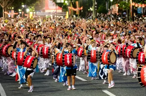 Sansa Odori Matsuri à Morioka, Japon