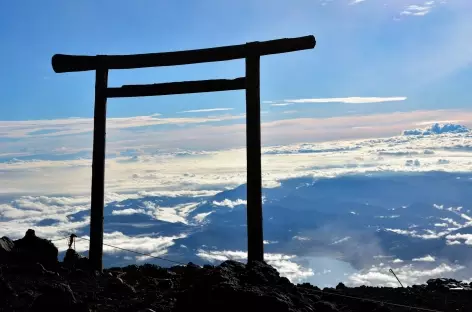 Torii au sommet du Fuji - Japon