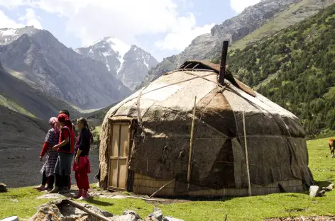 Nomades, vallée de Kochmoinok - Kirghizie