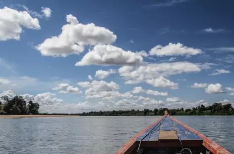 Navigation sur le fleuve Sé San - Cambodge