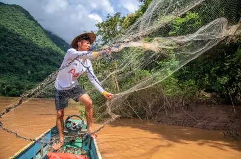Marche > Muang Ngoi. Navigation sur la Nam Ou > Nong Khiaw