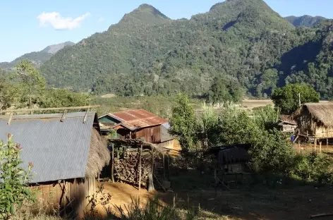 Oudomxay > Na Mor > Ban Namak : rencontre avec les tribus de haute montagne
