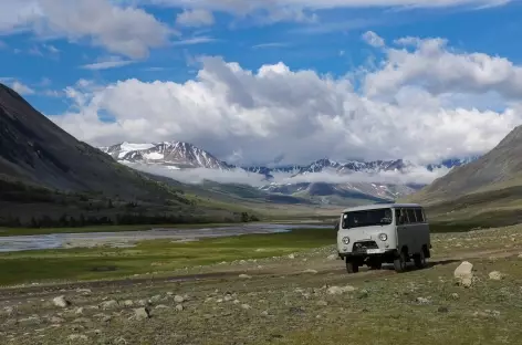 Sur la route d'Olgii - Mongolie