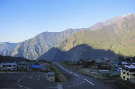 Piste de décollage à Lukla - Nepal