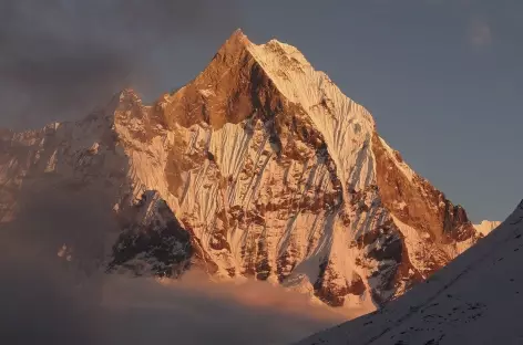 Soleil couchant sur le Machapuchare - Népal