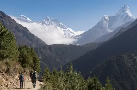 L'Ama Dablam depuis le chemin - Népal