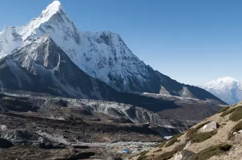 Montée au Chhukung Ri - Népal