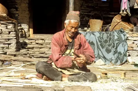 Travaux devant la maison - Népal