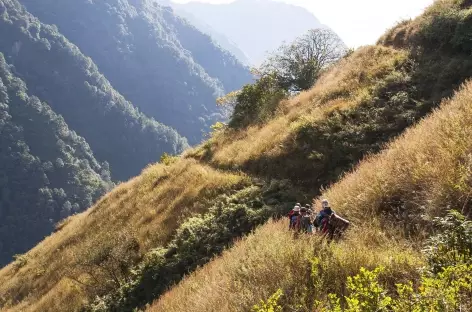 Trek > Gyabla (2740 m)