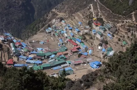 Descente sur Namche - Népal