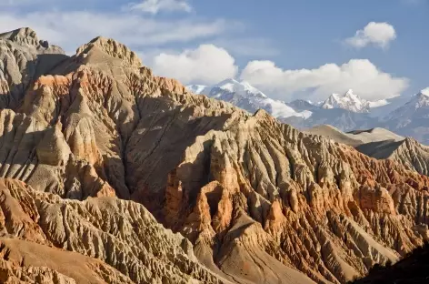 Falaise de Dakhmar à l'automne, Mustang - Népal  - 