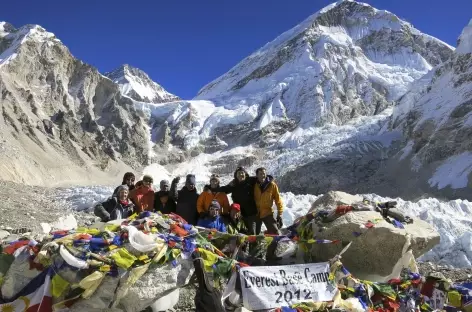 L'équipe de la formation médecine au camp de base de l'Everest - Népal