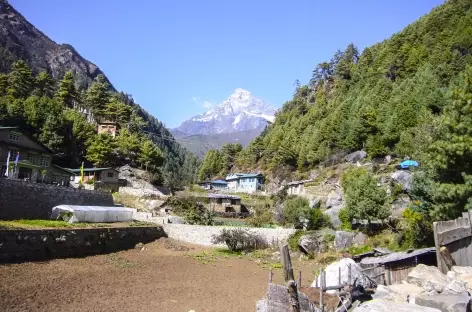 Vallée entre Lukla et Phakding - Népal