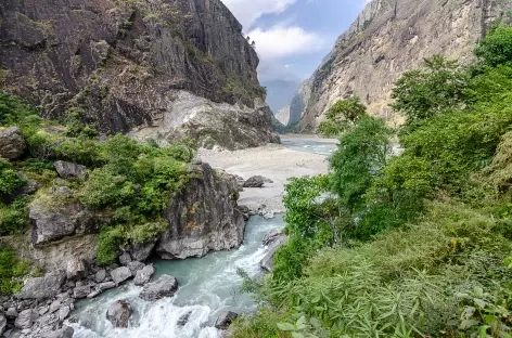 Entre Khorlabesi et Jagat Manaslu- Népal
