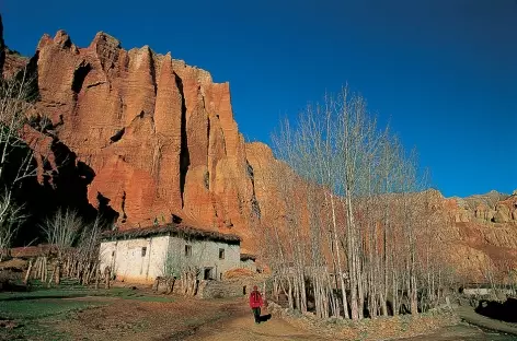 Les falaises rouges de Drakmar-Mustang-Népal