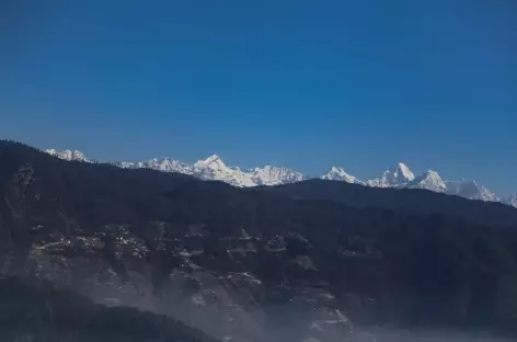 Juste après le décollage de Kathmandu, le massif du Langtang