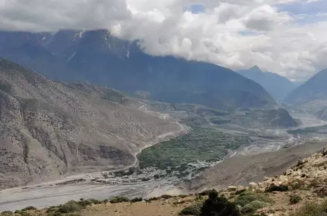 Col au-dessus de Phalyak, Mustang