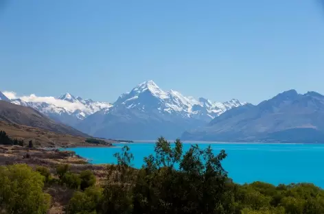 Lac Pukaki et le Mt Cook (3754 m) en toile de fond - Nouvelle Zélande - 