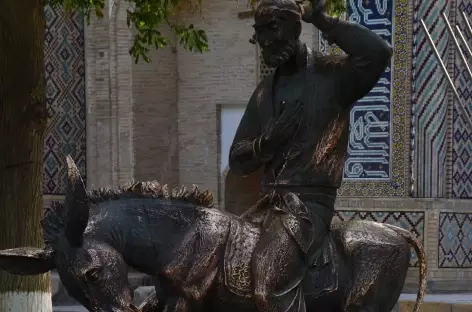 Statue de Nasr Eddin