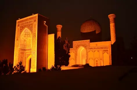 Gour Emir de nuit