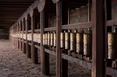 Moulins à prières à Samyé - Tibet