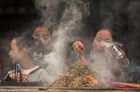 Offrandes au Kumbum de Xining, Chine