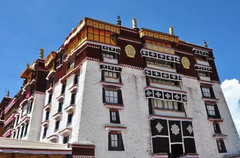Le palais blanc, dédié aux appartements du Dalai Lama - Lhassa, Tibet