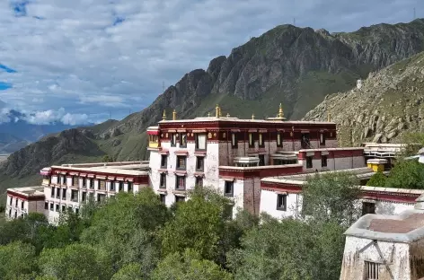 Le monastère de Deprung au-dessus de Lhassa - Tibet