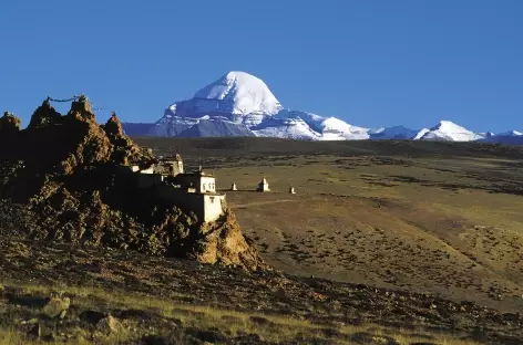 Monastère de Chiu devant le Kailash 