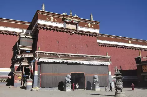 Entrée du Monastère de Sakya, Tibet