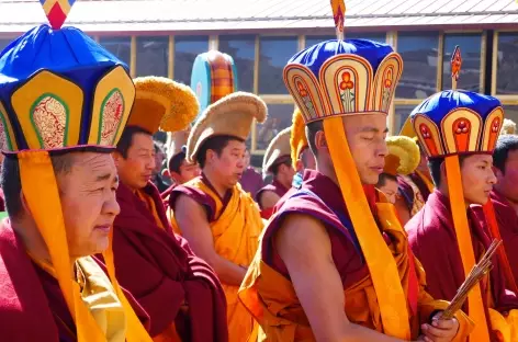 Moines en méditation - Amdo