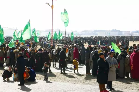 Procession pendant le Losar - Amdo
