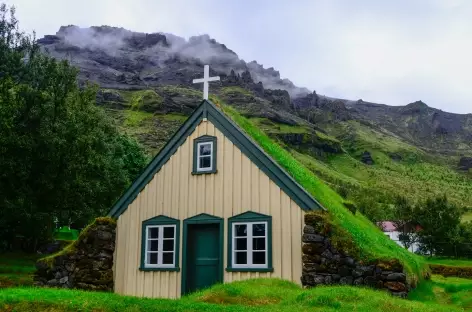 Eglise au village de Höf, côte sud de l'Islande