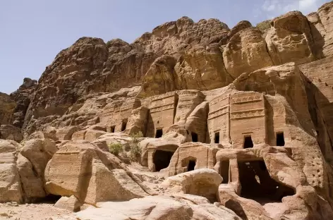 Nombreux tombeaux nabatéens à Pétra - Jordanie