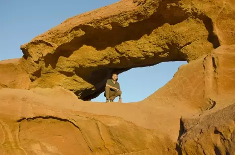 Une des nombreuses arches rocheuses, Désert du Wadi Rum - Jordanie