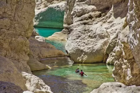 Randonnée aquatique dans le Wadi Bani Khalid - Oman