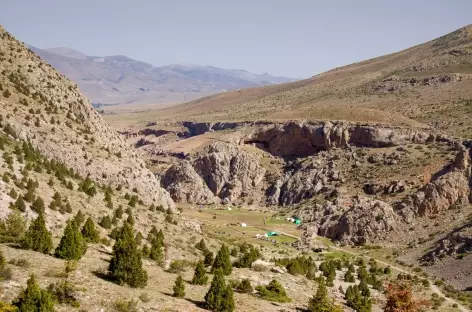 Plateau d'Alaca avec notre campement en contrebas, massif du Taurus - Turquie