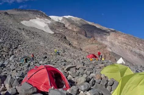 Camp II (4200 m), au milieu des blocs, Mont Ararat - Turquie
