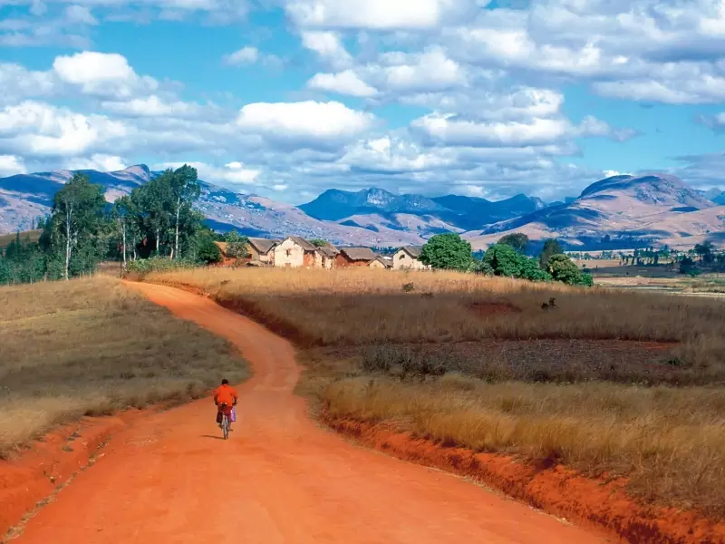 Sur les Hautes Terres - Madagascar, &copy; Christian Juni - TIRAWA 