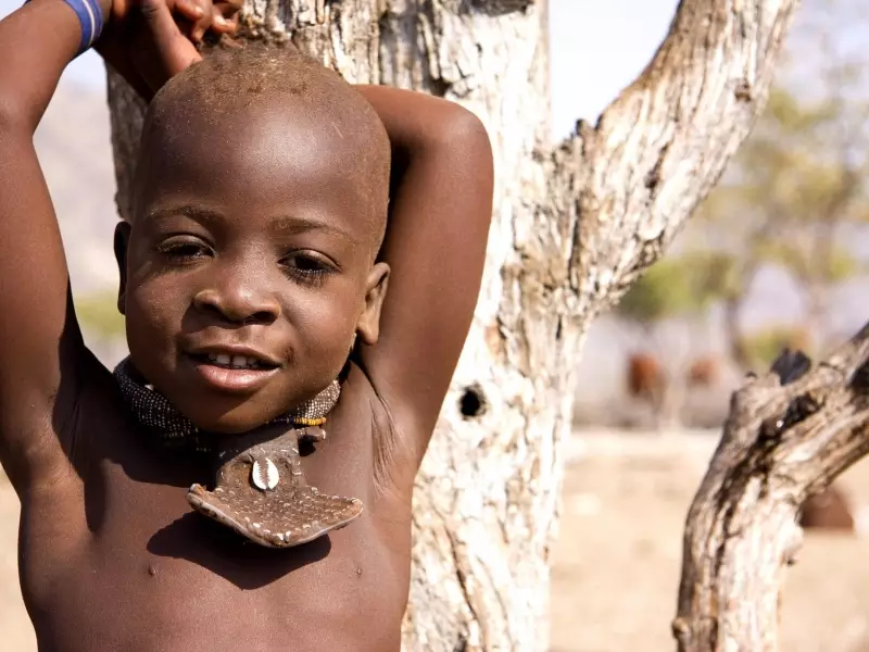 Jeune himba - Namibie, &copy; Julien Erster - TIRAWA 