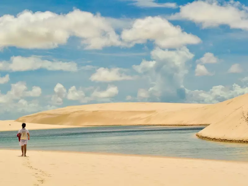 Rando dans les dunes du parc national Lençóis Maranhenses - Brésil, &copy; Tirawa 
