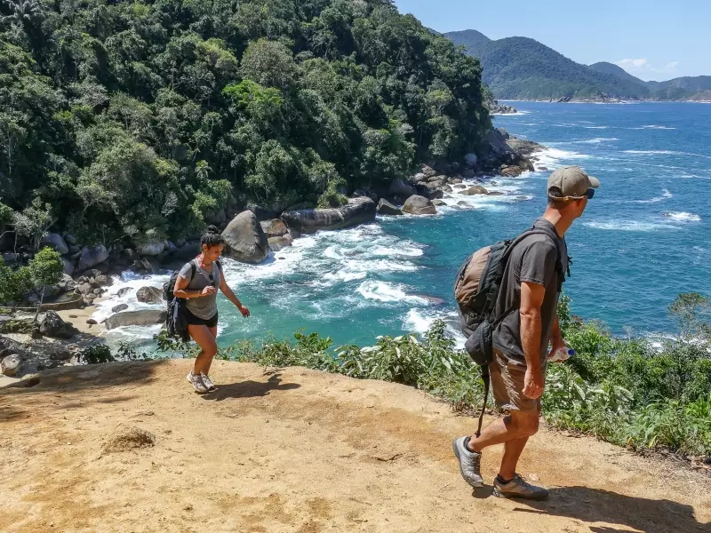 Arrivée au hameau de Cairuçu das Pedras - Brésil, &copy; Julien Freidel - Tirawa 