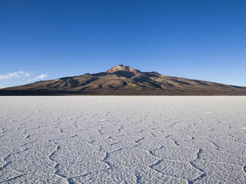 Salar d'Uyuni et volcan Tunupa - Bolivie, &copy; Christian Leroy - TIRAWA 