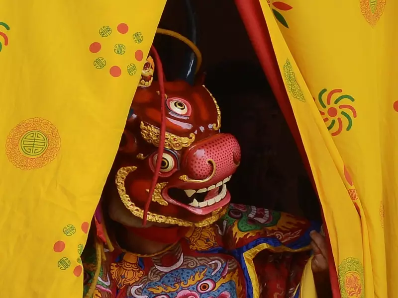 Danse masquée, festival de Talo - Bhoutan, &copy; Robert Dompnier - Tirawa 