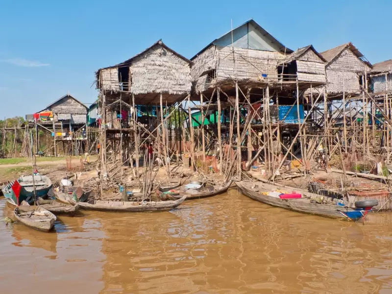 Village sur pilotis de Kompong Phluk - Cambodge, &copy; Christian Juni - TIRAWA 