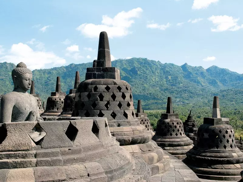 Temple bouddhiste de Borobudur, Java - Indonésie, &copy; Julien Erster - TIRAWA 