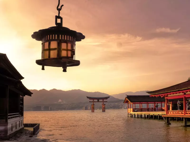 Miyajima Sanctuaire et Tori_Japon, &copy; Luciano Lepre 