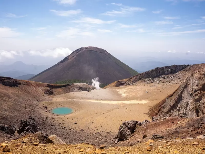 Volcan Mont Meakan, Parc national d'Akan-Mashu, île de Hokkaido - Japon, &copy; Raita Futo 