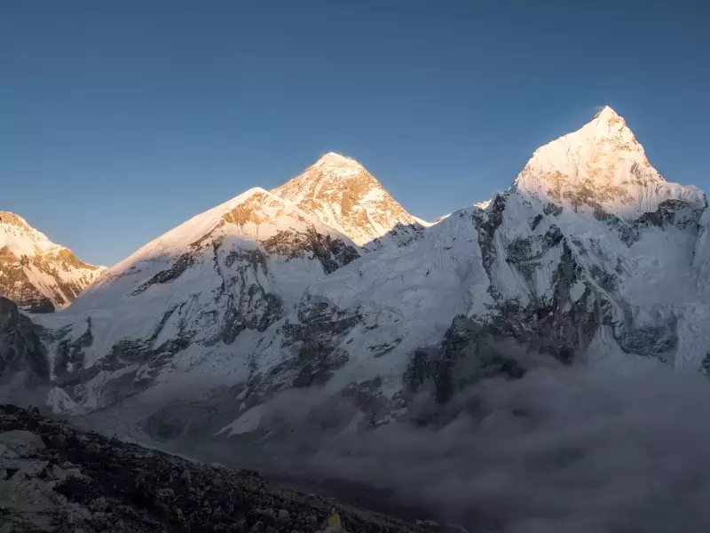 Coucher de soleil sur Everest et Nupse - Népal, &copy; Christian LEROY - Tirawa 